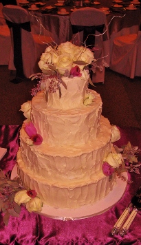 4 Tier Ivory Stucco with Fresh Florals 008